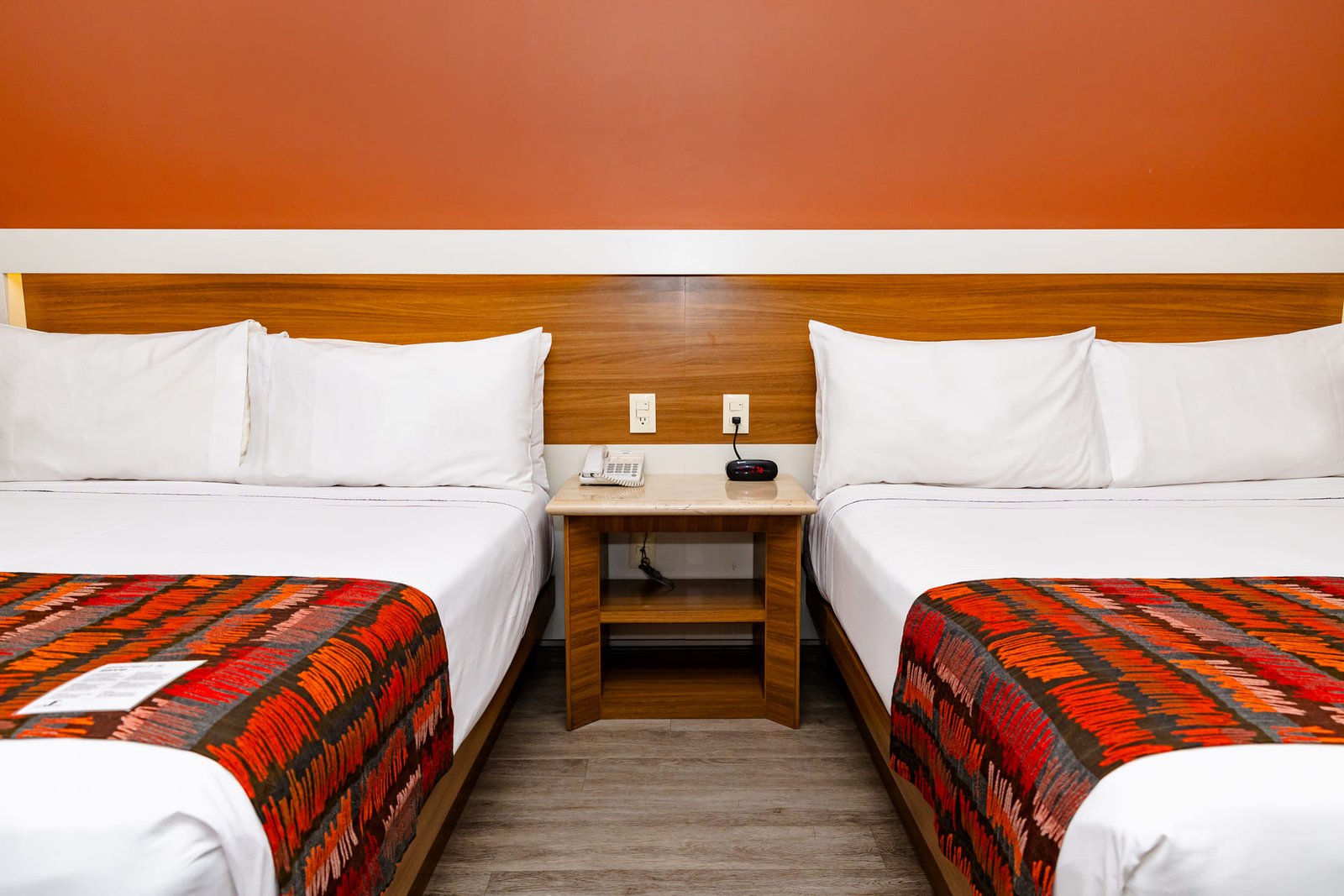 Dos camas queen en Habitación Grand Lux, Hotel JF Grand Puebla